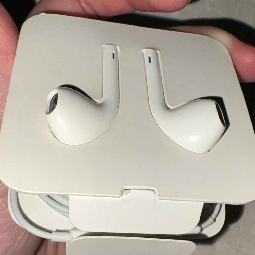 White wire Earbuds for iPhone
